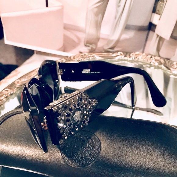 💋💋SOLD💋💋Rare Versace sunglasses 1990’s vintage - Picture 12 of 16